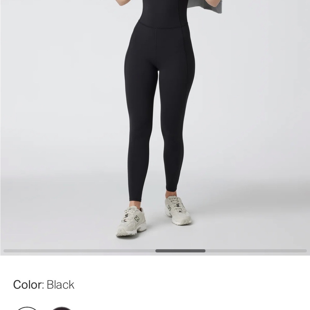 Vuori Women's Black jumpsuit